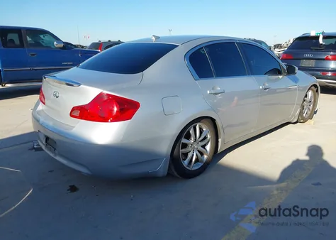 2009 Infiniti G37 Journey z USA, uszkodzony, nr VIN JNKCV61E49M305775